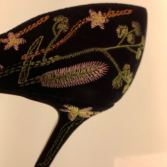 Sole Society So Edith Embroidered Suede Heels - Picture 5 of 7